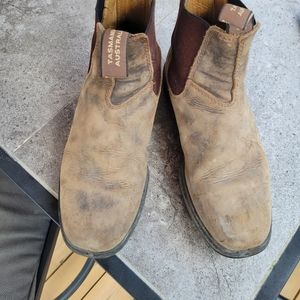 Blundstones size 4 (US 7)
